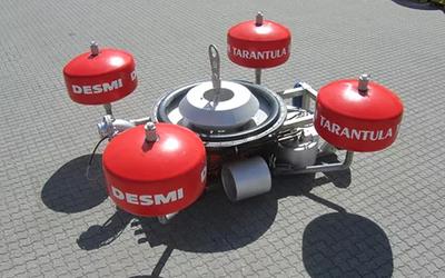 Скриммер для нефтепродуктов DESMI TARANTULA XL производительностью до 375 м3/час оснащен тремя мощными насосами и предназначен для ликвидации крупных нефтяных разливов в открытом море.