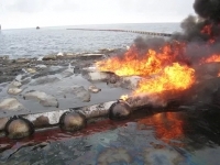 Огнестойкий бон для нефтепродуктов DESMI PYROBOOM