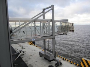 Телескопические пассажирские трапы FMT фото